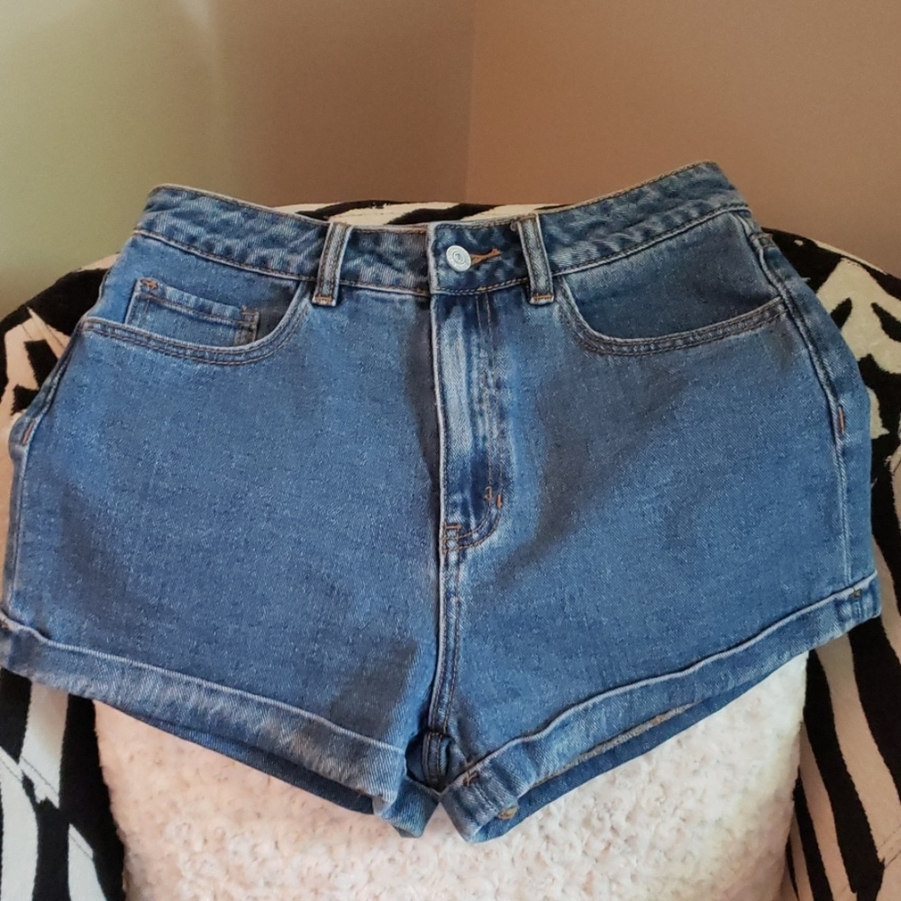 Blue jean shorts